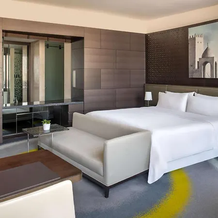 The Westin Doha Hotel & Spa Exterior photo