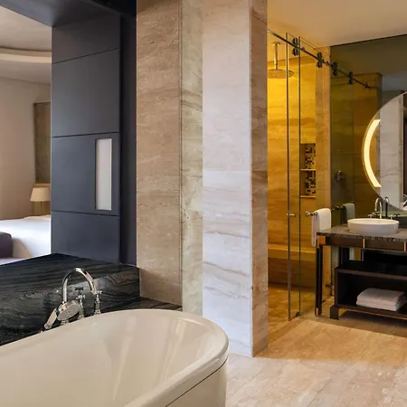 The Westin Doha Hotel & Spa Exterior photo