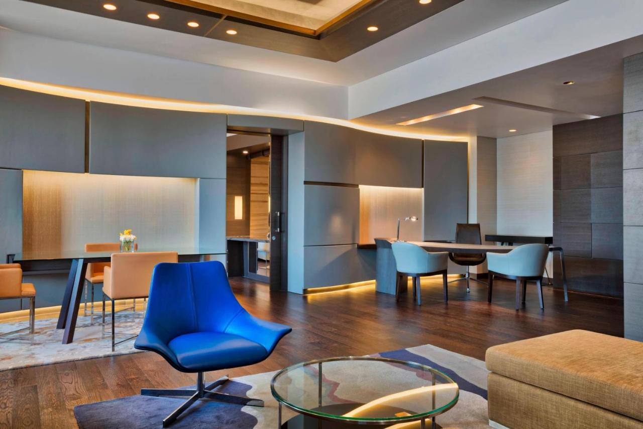 Hotel The Westin & 5*