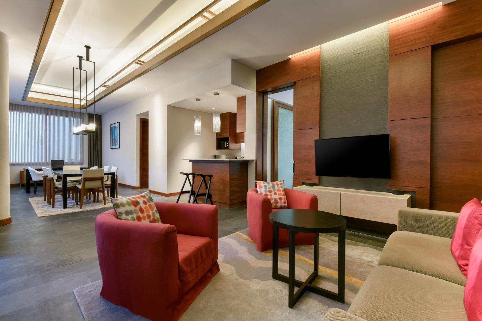 The Westin & 5*