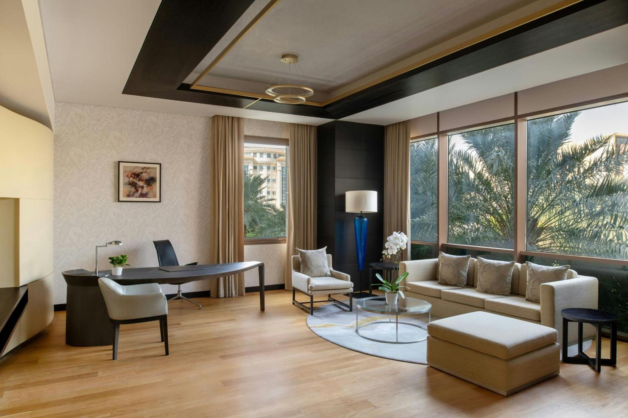 Hotel The Westin & 5*
